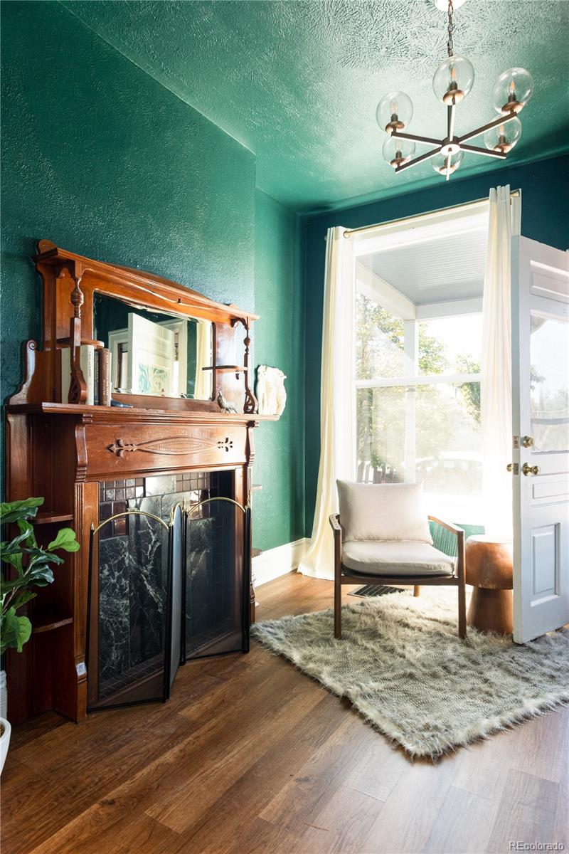 MLS Image #3 for 1580  dallas street,aurora, Colorado