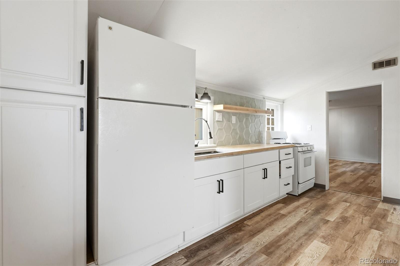 MLS Image #35 for 1580  dallas street,aurora, Colorado