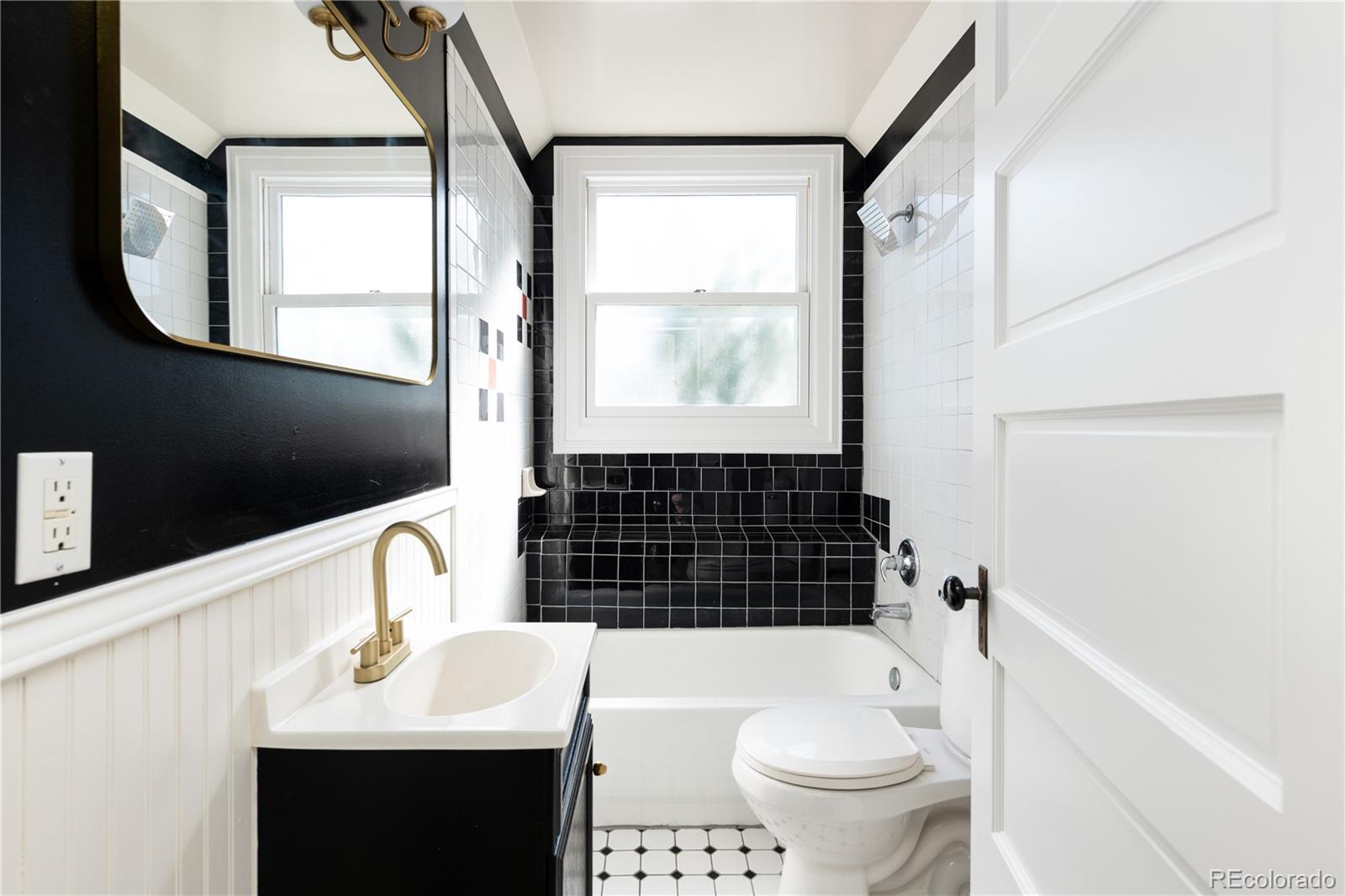 MLS Image #8 for 1580  dallas street,aurora, Colorado