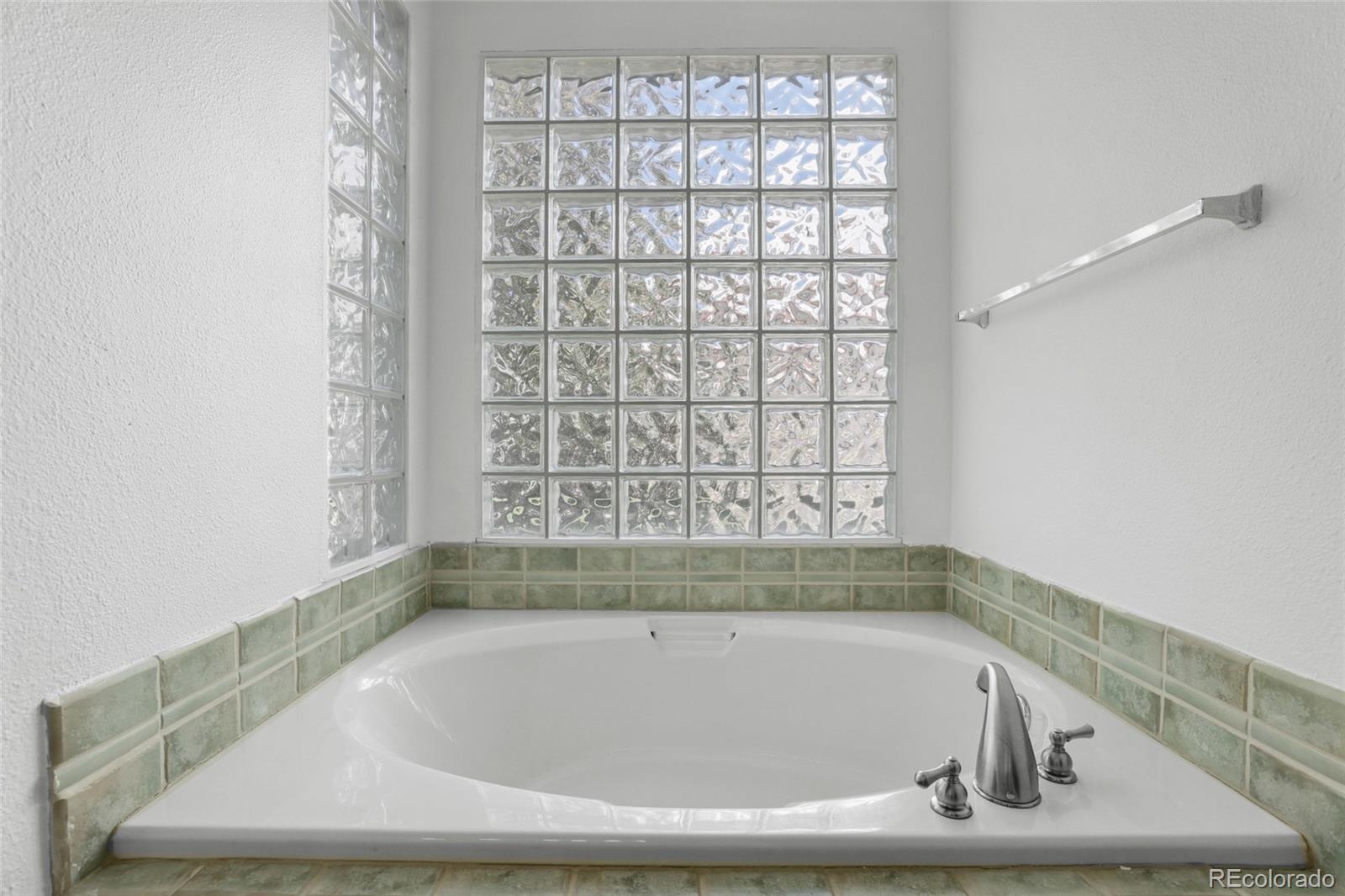MLS Image #15 for 145  wolf creek trail,broomfield, Colorado