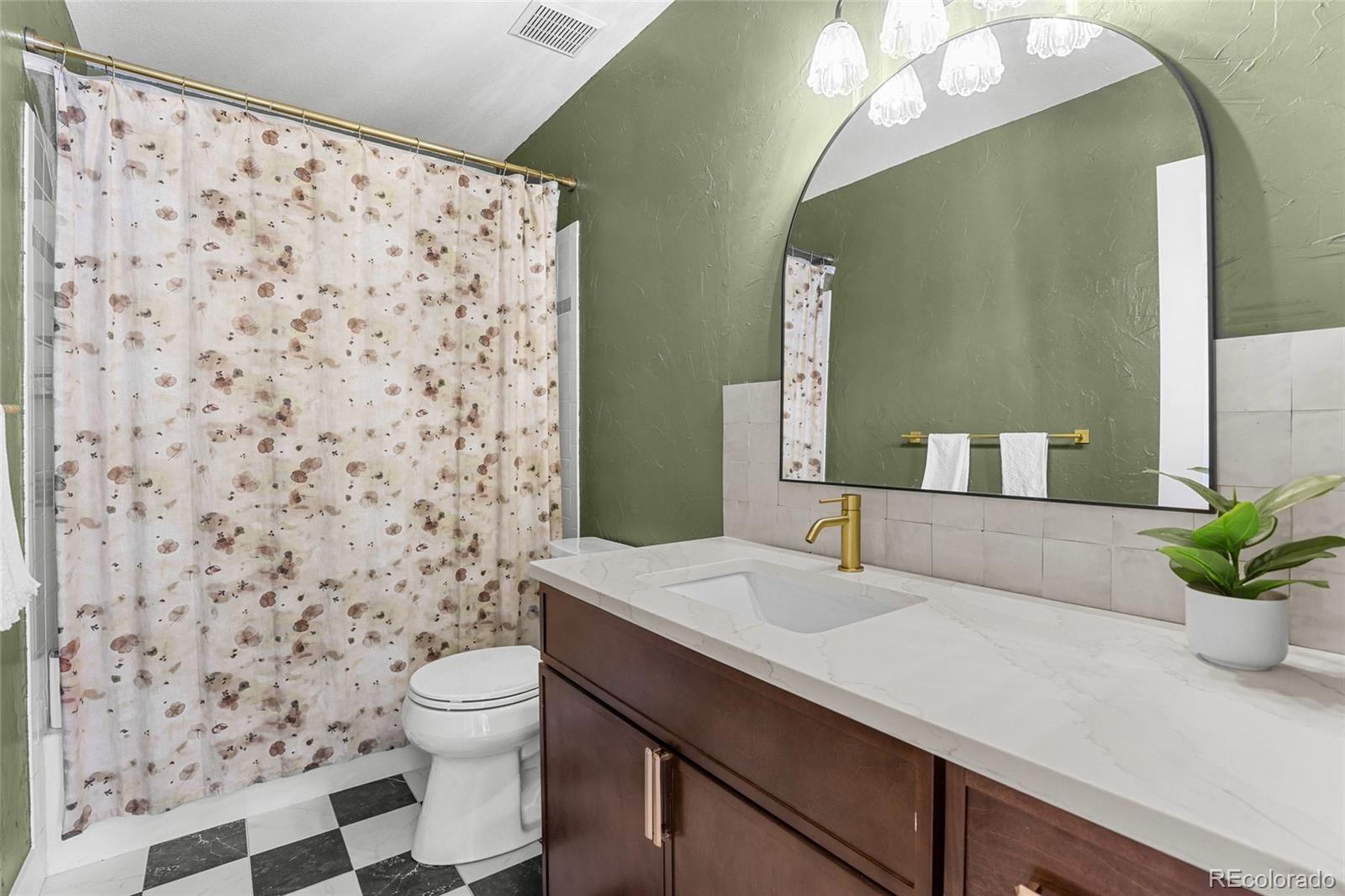 MLS Image #17 for 145  wolf creek trail,broomfield, Colorado