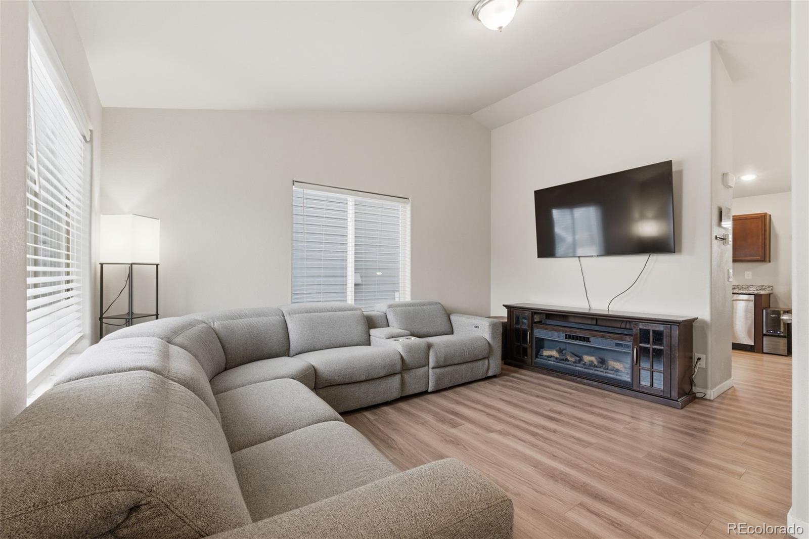 MLS Image #2 for 10528  kalama drive,colorado springs, Colorado