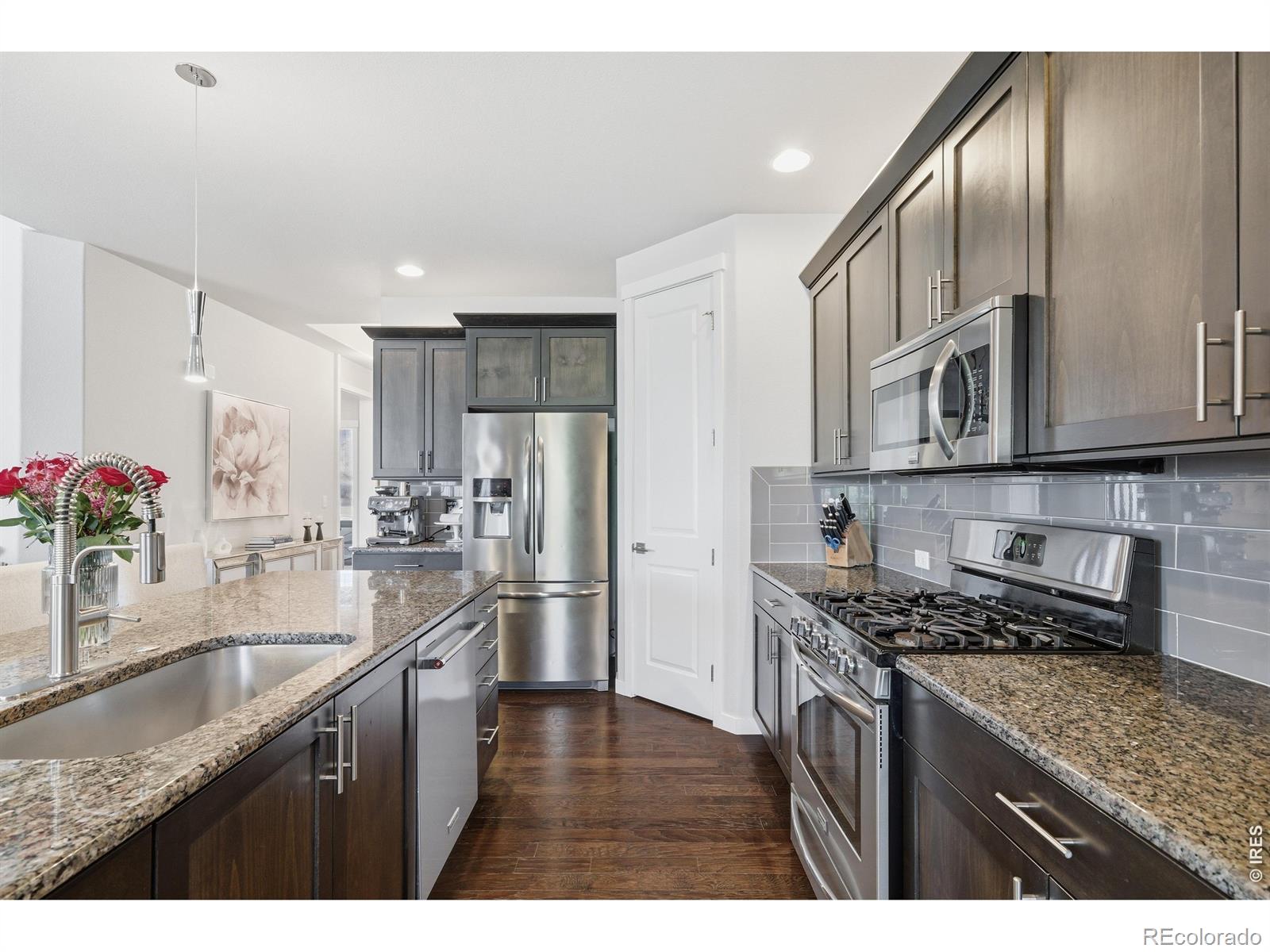 MLS Image #15 for 340  surrey ridge,eaton, Colorado