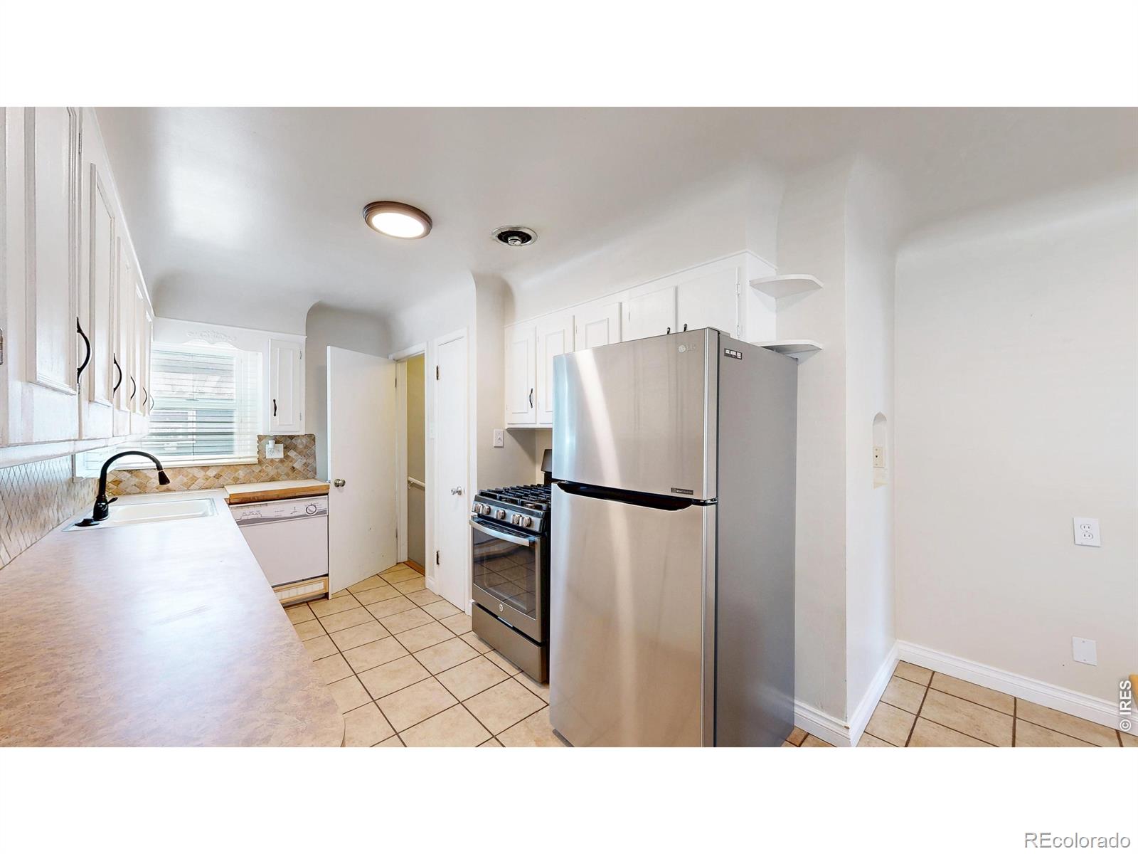 MLS Image #10 for 1635  montview road,greeley, Colorado