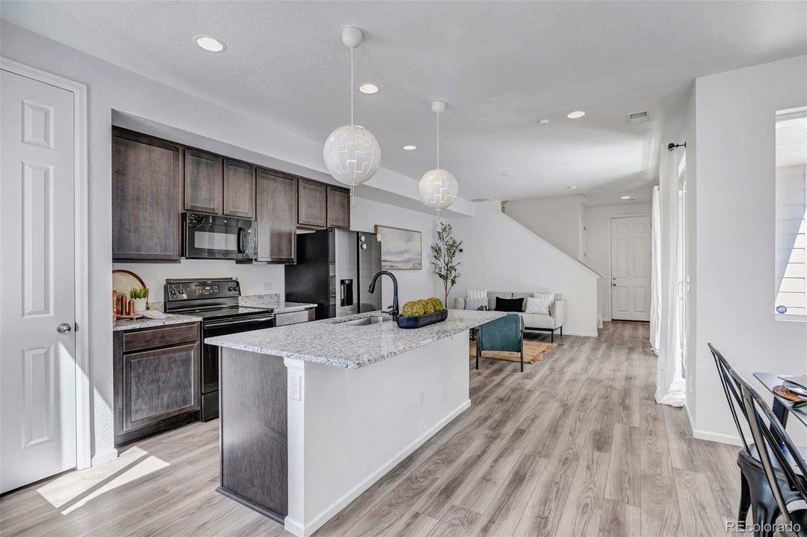 MLS Image #5 for 23642 e 5th drive ,aurora, Colorado