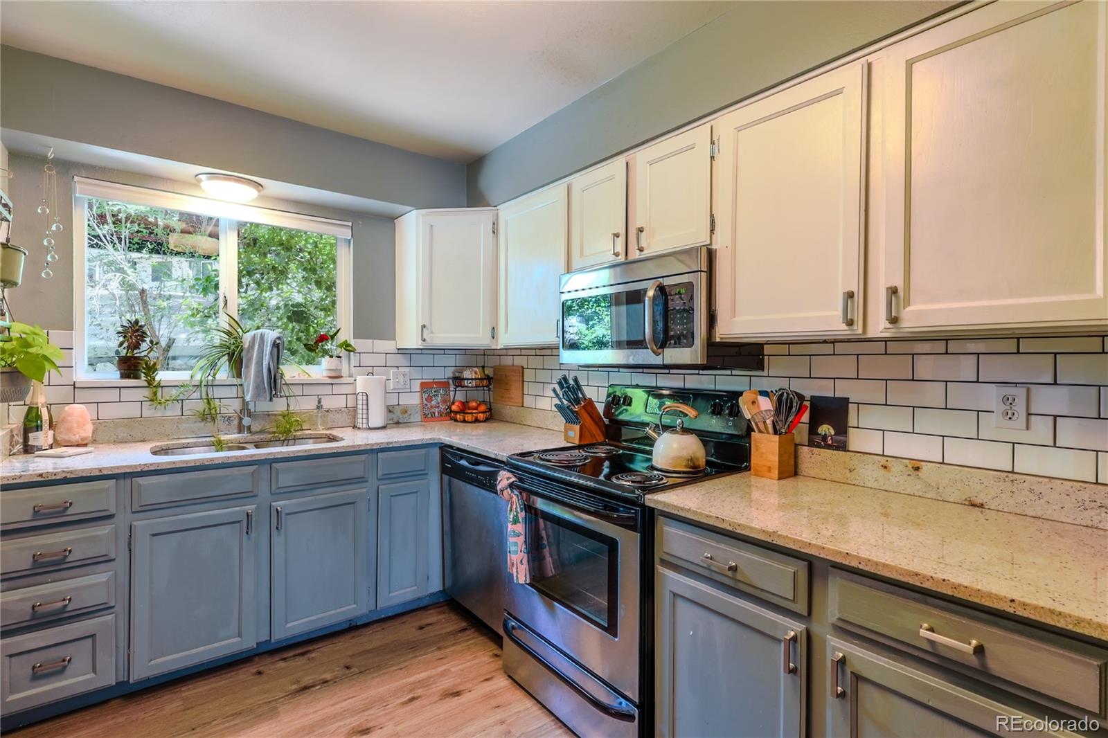 MLS Image #5 for 6426 w 80th drive a,arvada, Colorado