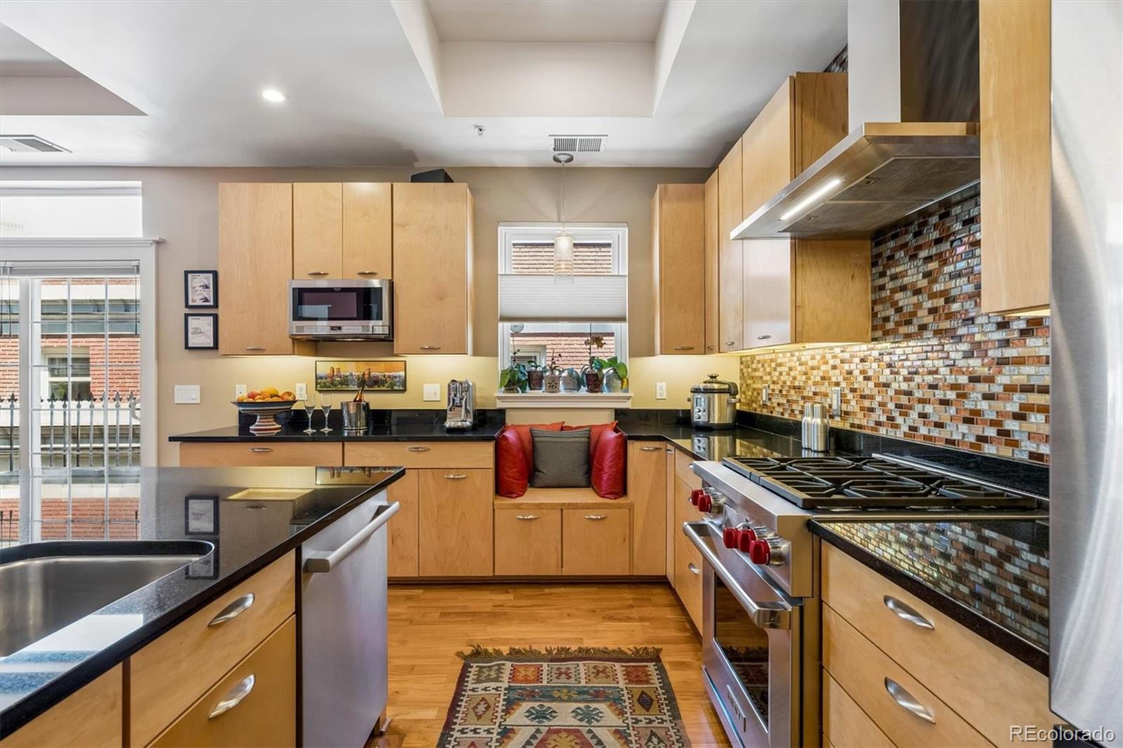 MLS Image #12 for 1352 n pennsylvania street,denver, Colorado