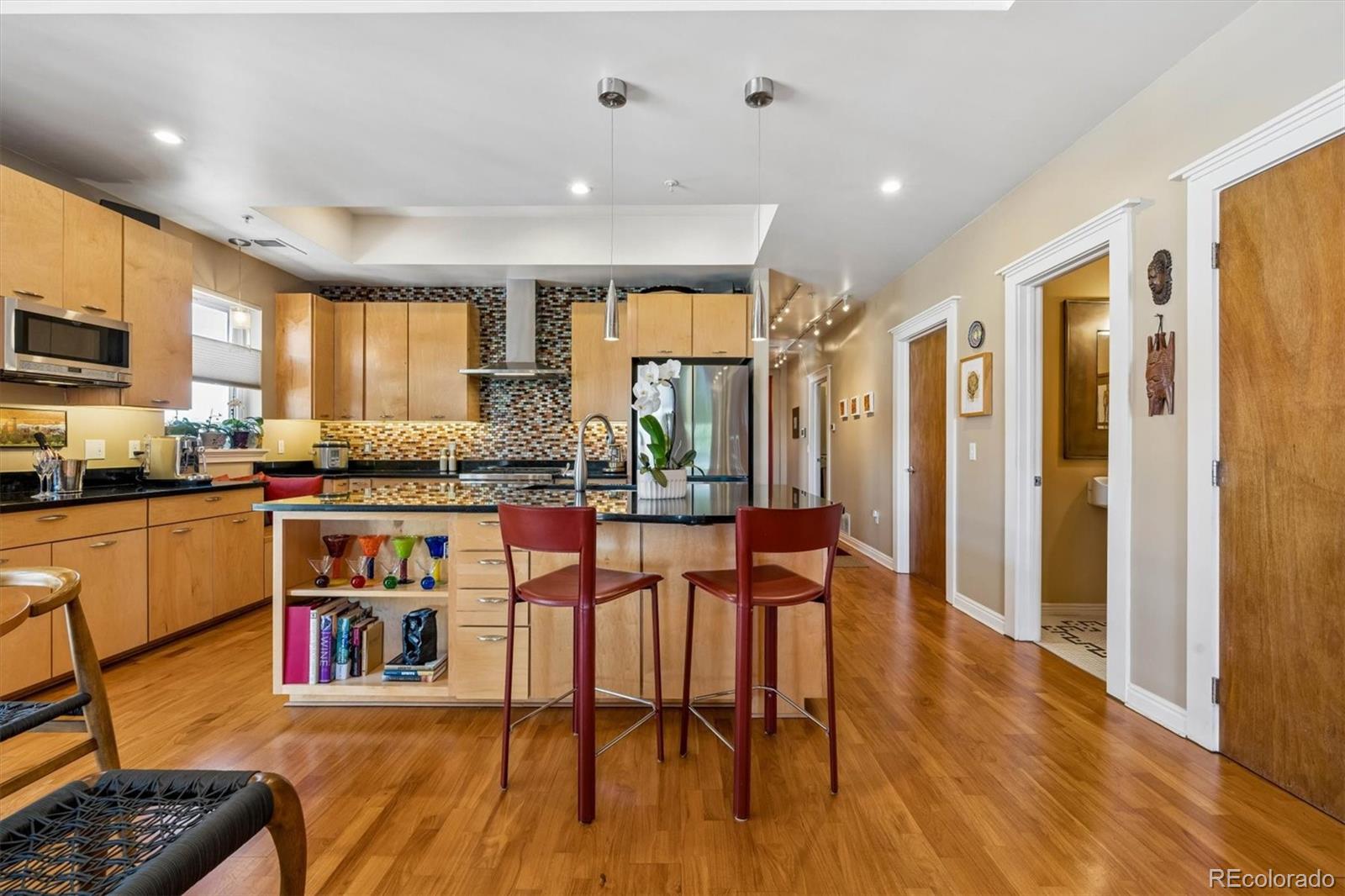 MLS Image #8 for 1352 n pennsylvania street,denver, Colorado