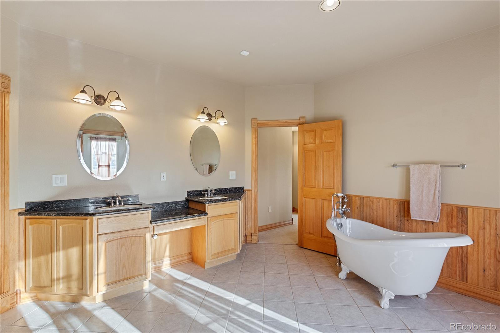 MLS Image #36 for 20045  royal troon drive,monument, Colorado