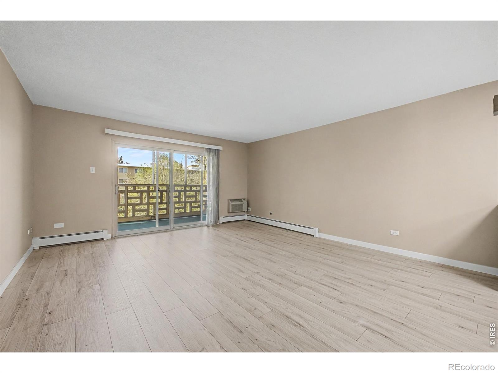 MLS Image #7 for 605 s alton way,denver, Colorado