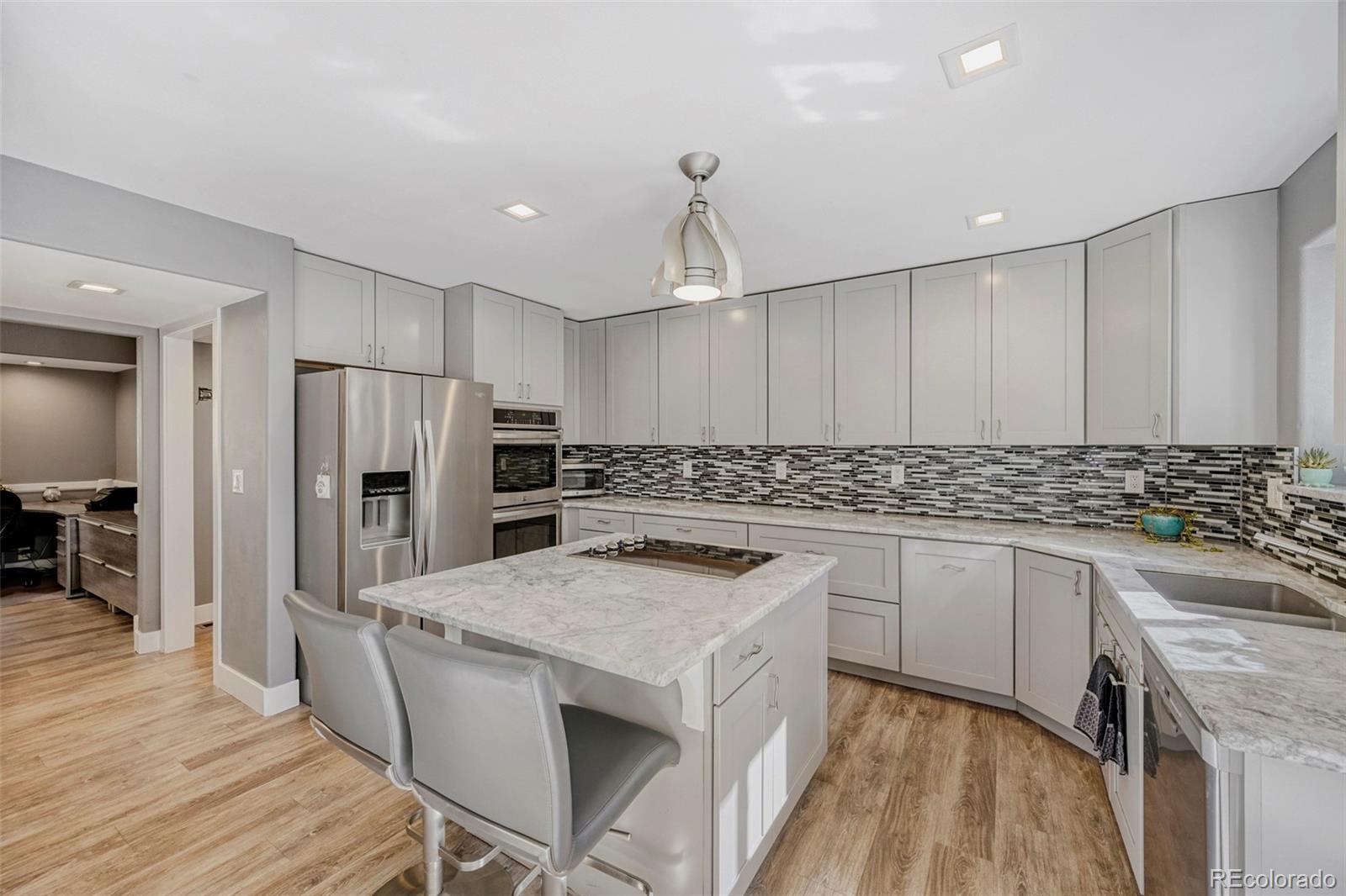 MLS Image #10 for 3392  estates circle,larkspur, Colorado