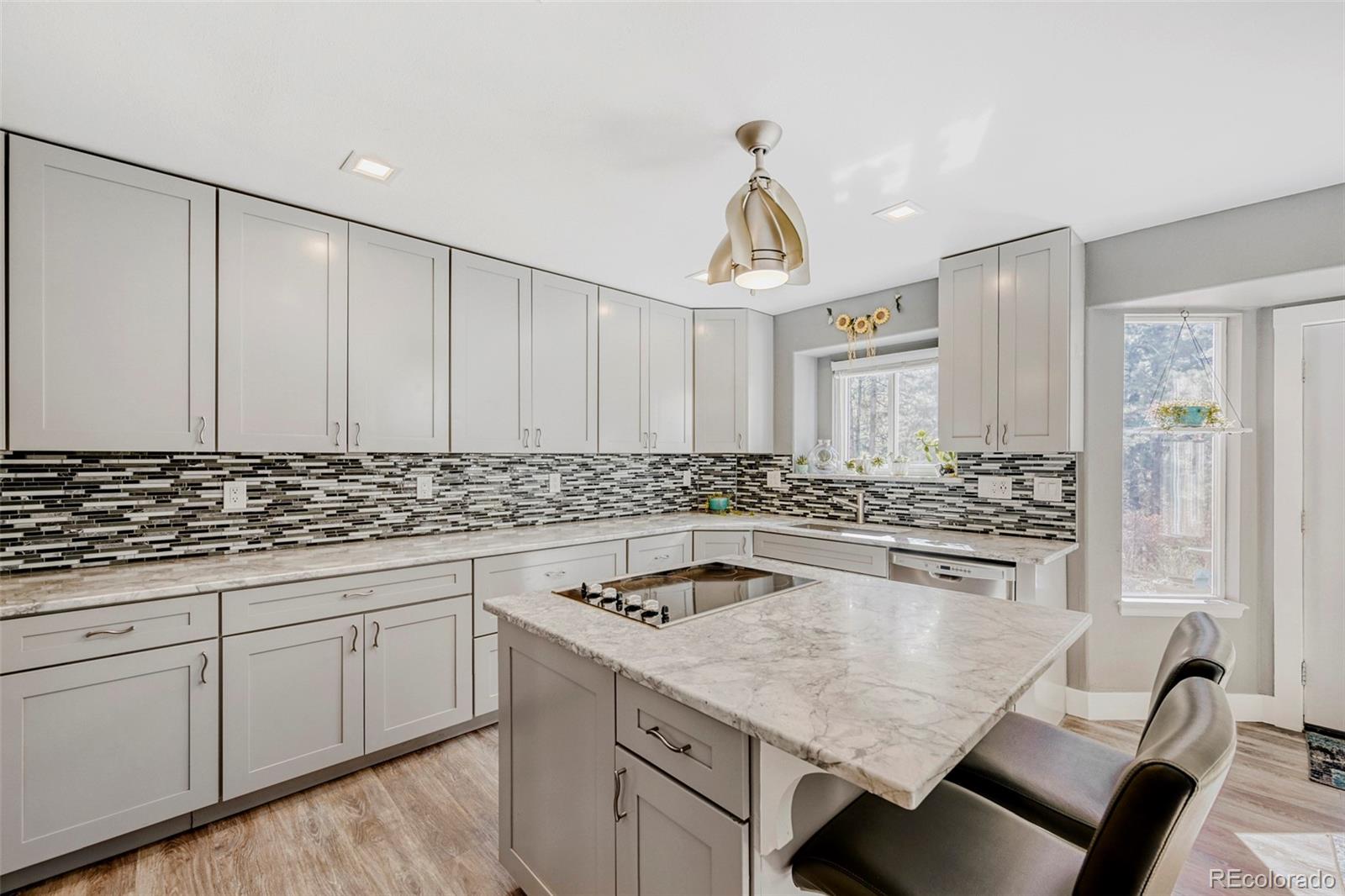 MLS Image #11 for 3392  estates circle,larkspur, Colorado