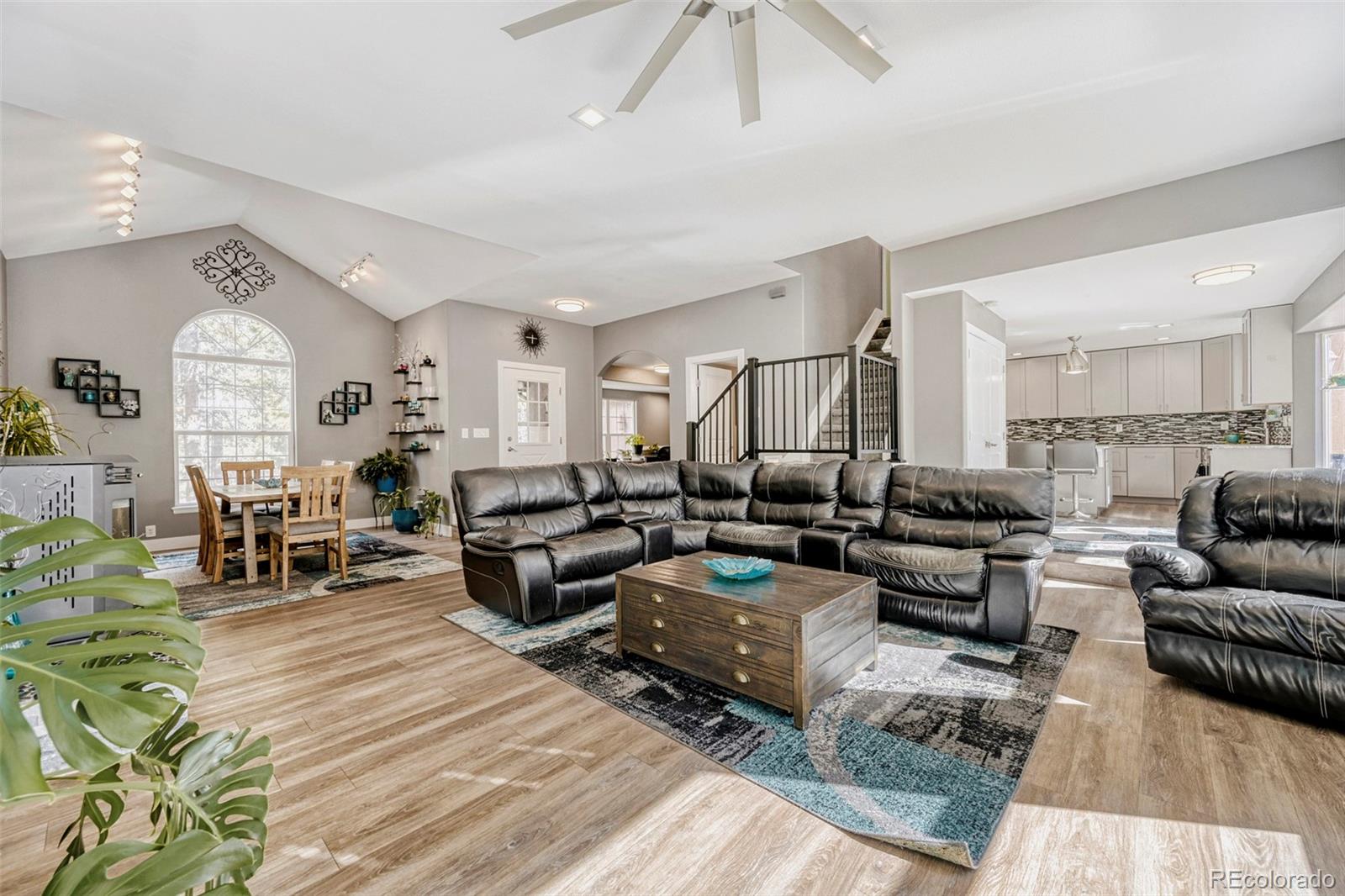 MLS Image #4 for 3392  estates circle,larkspur, Colorado