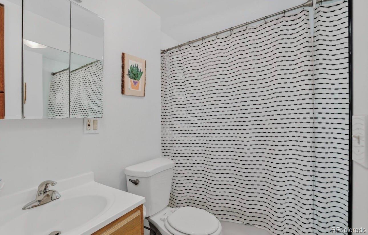 MLS Image #23 for 698 s moline street,aurora, Colorado