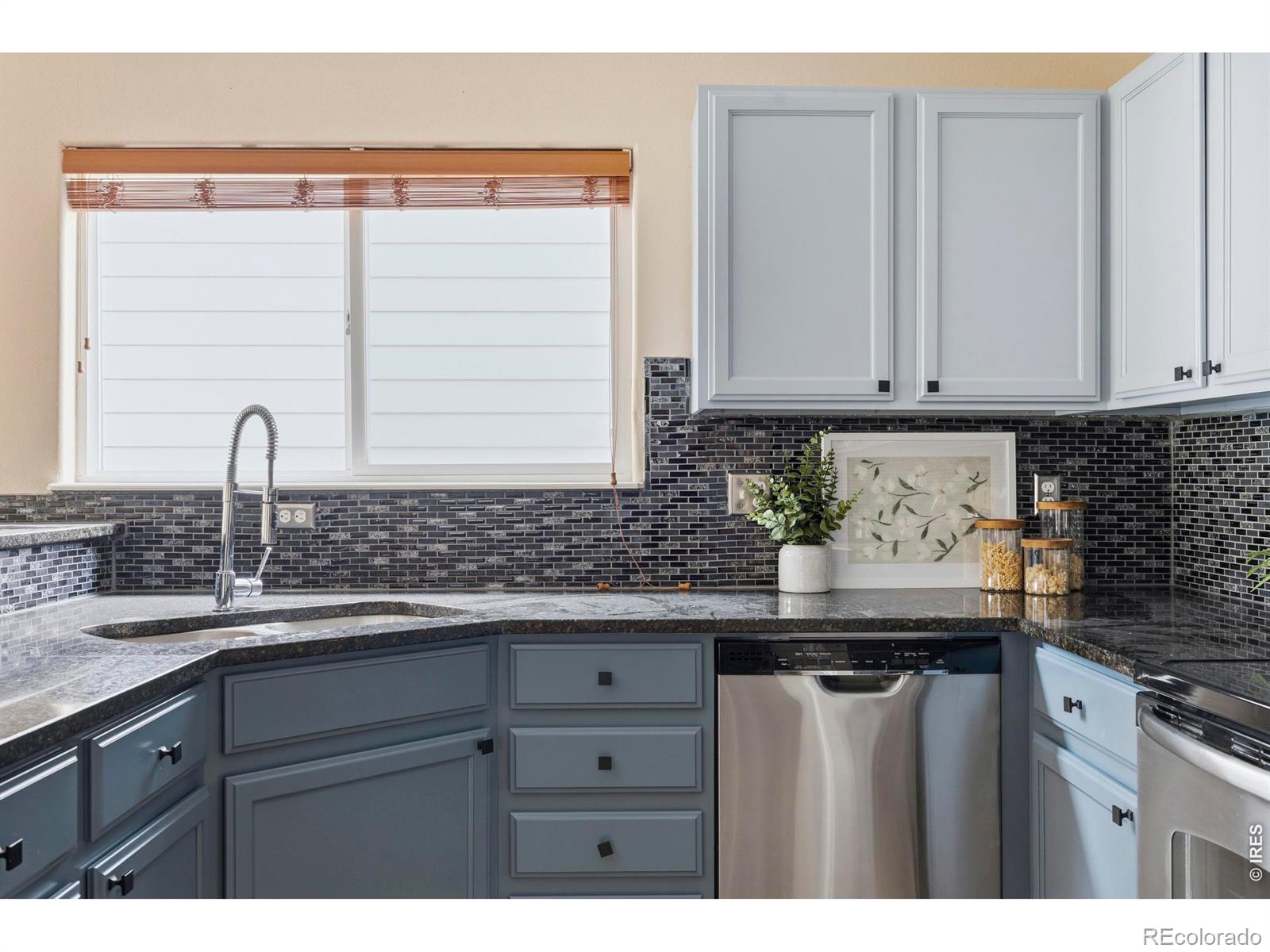 MLS Image #12 for 2468  milton lane,fort collins, Colorado