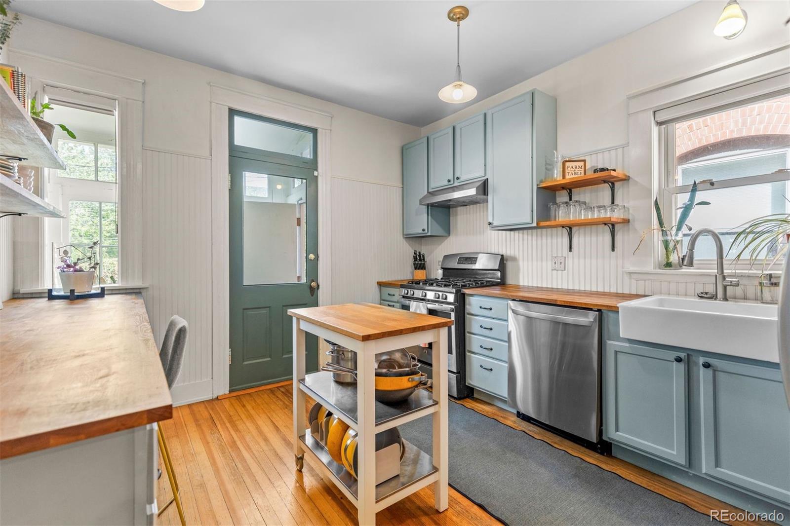 MLS Image #11 for 2129 e 12th avenue,denver, Colorado