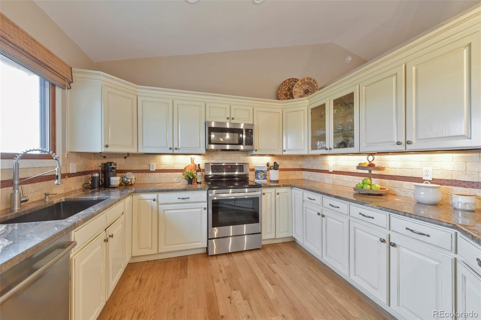 MLS Image #10 for 34422  cherokee trail,elizabeth, Colorado
