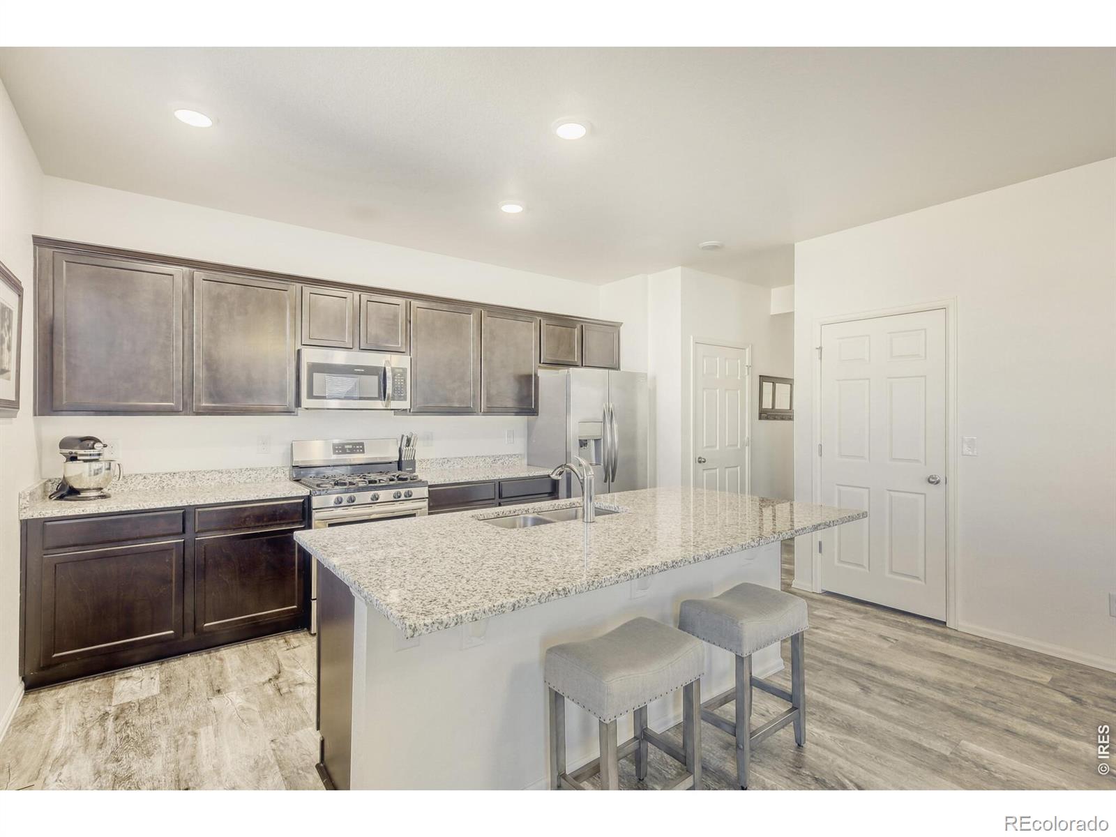 MLS Image #11 for 1690  whiteley drive,windsor, Colorado