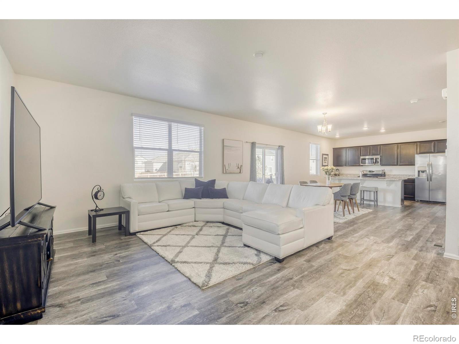 MLS Image #4 for 1690  whiteley drive,windsor, Colorado