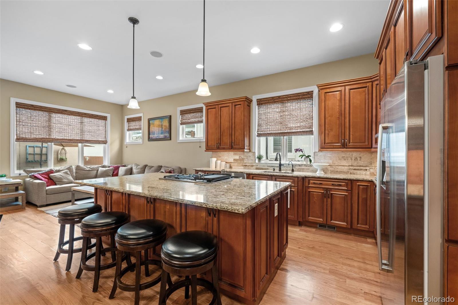 MLS Image #13 for 43 s monroe street,denver, Colorado