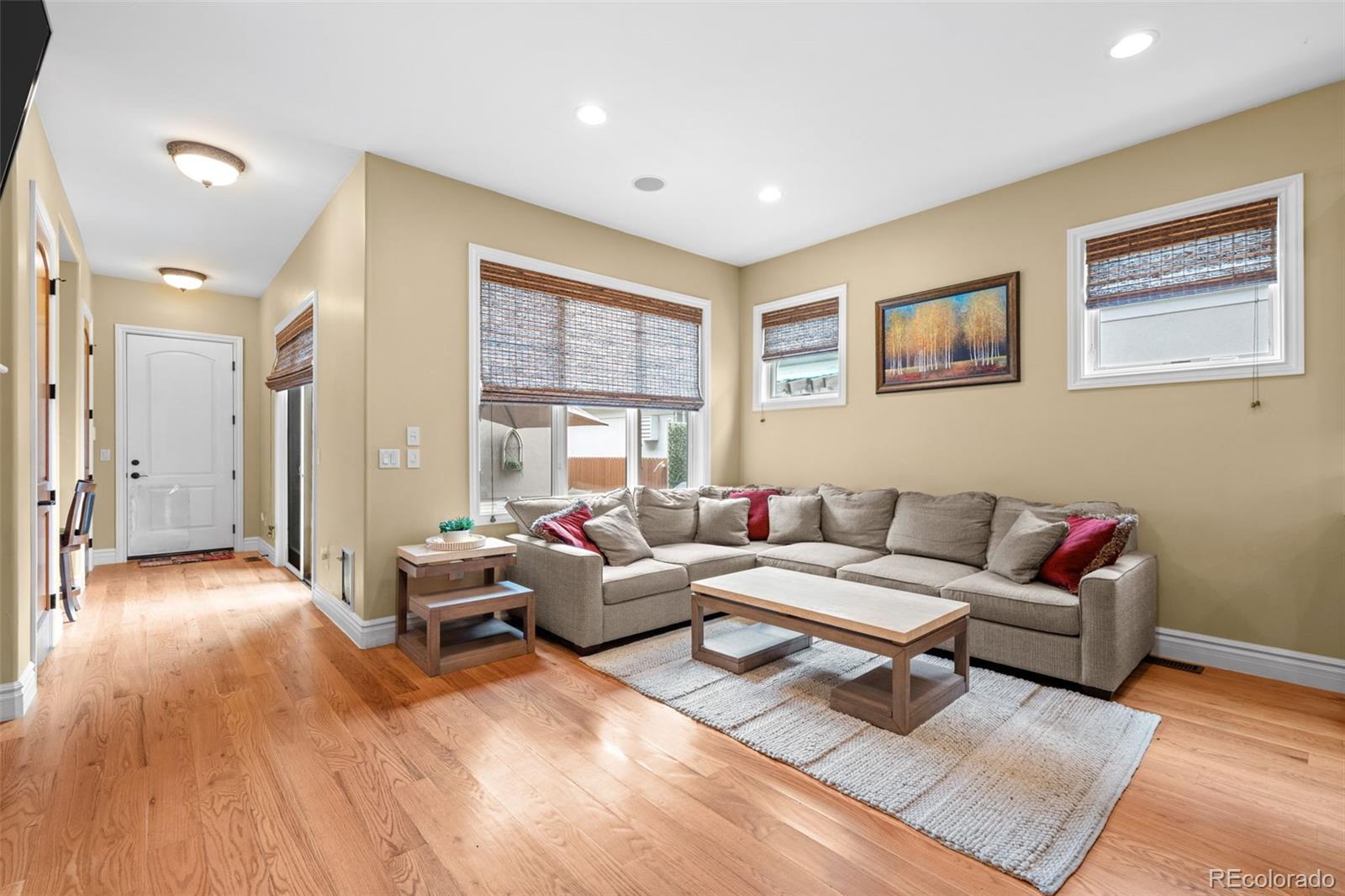 MLS Image #20 for 43 s monroe street,denver, Colorado