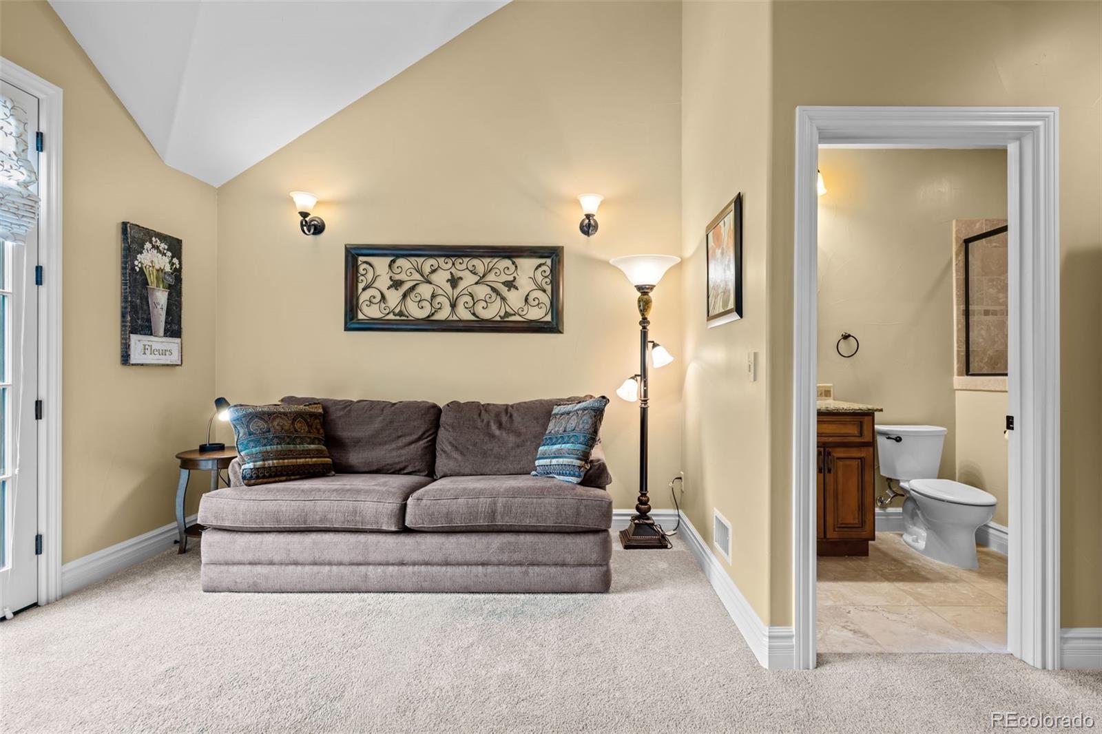 MLS Image #32 for 43 s monroe street,denver, Colorado