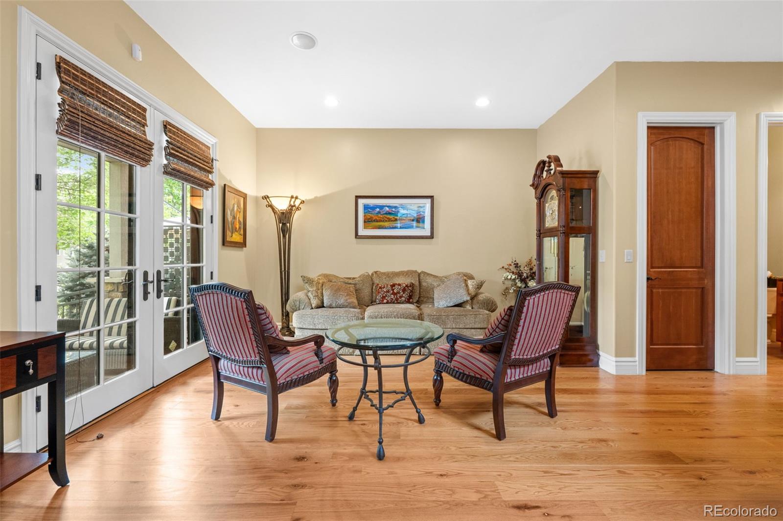 MLS Image #6 for 43 s monroe street,denver, Colorado