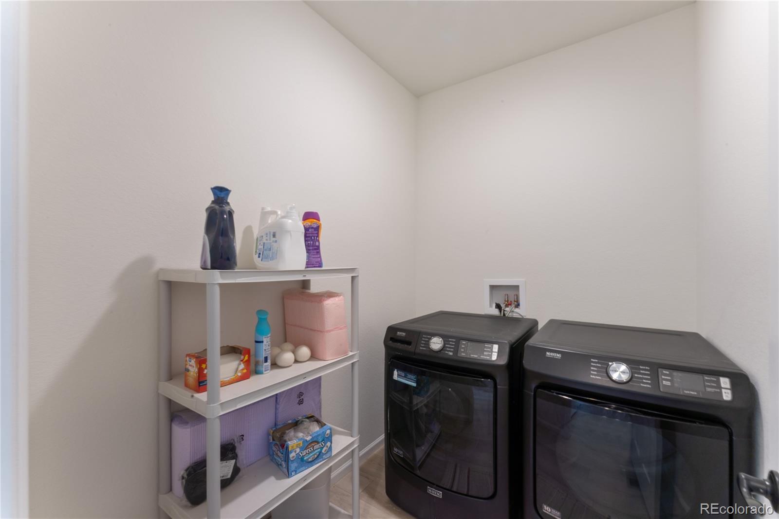 MLS Image #17 for 24544 e 37th avenue,aurora, Colorado