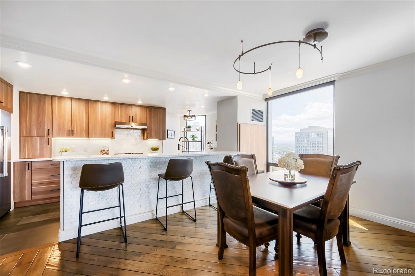 MLS Image #10 for 1625  larimer street 3001,denver, Colorado