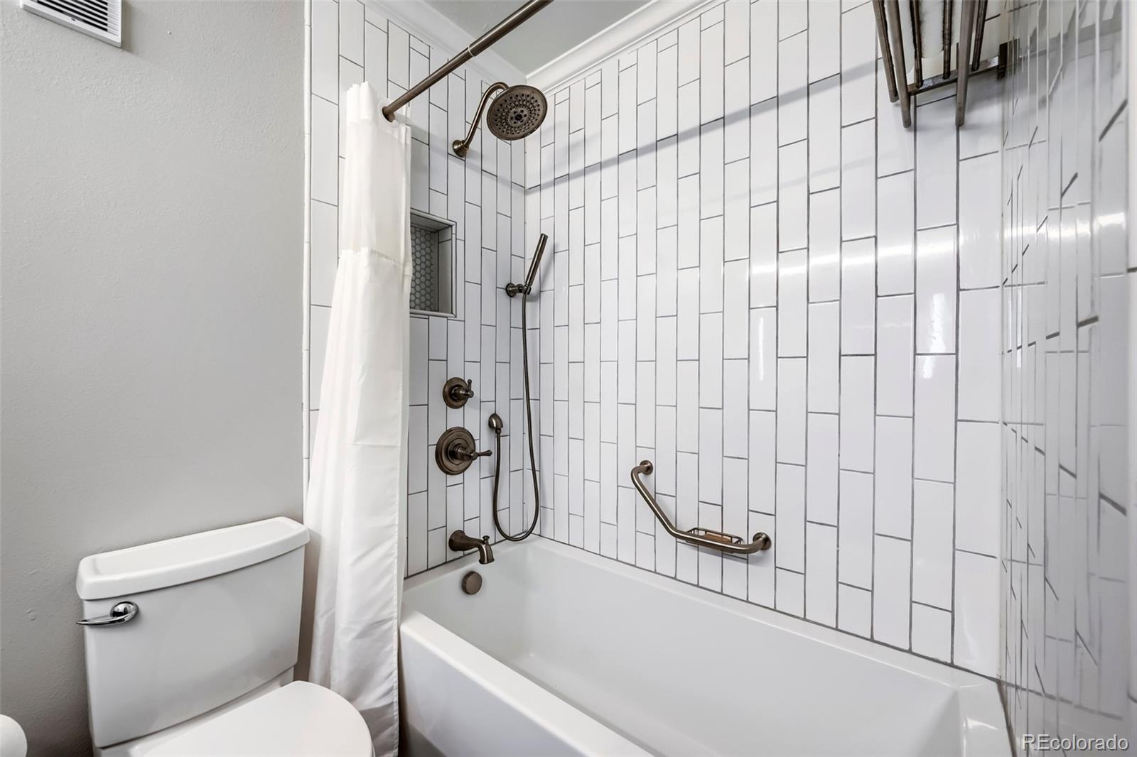 MLS Image #16 for 1625  larimer street 3001,denver, Colorado