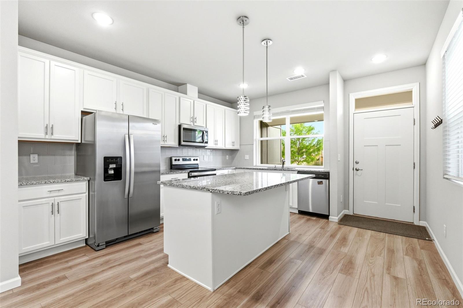 MLS Image #5 for 793  great plains avenue,berthoud, Colorado