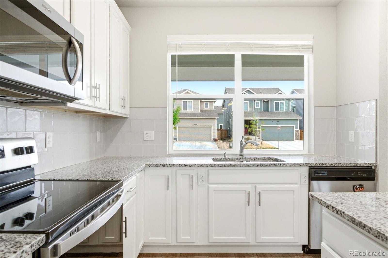 MLS Image #8 for 793  great plains avenue,berthoud, Colorado