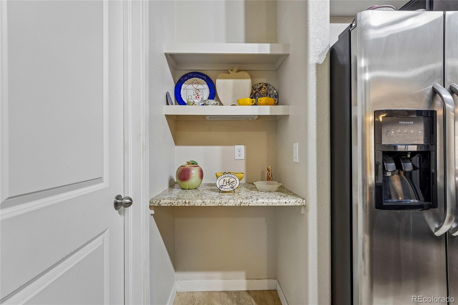 MLS Image #10 for 3611 s perth circle 102,aurora, Colorado