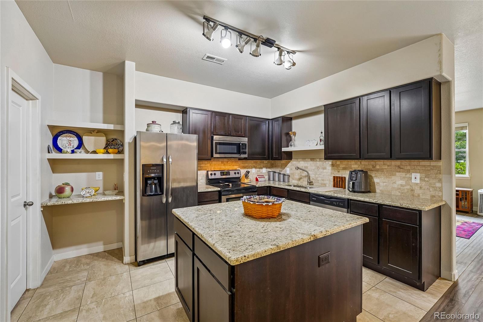 MLS Image #12 for 3611 s perth circle 102,aurora, Colorado