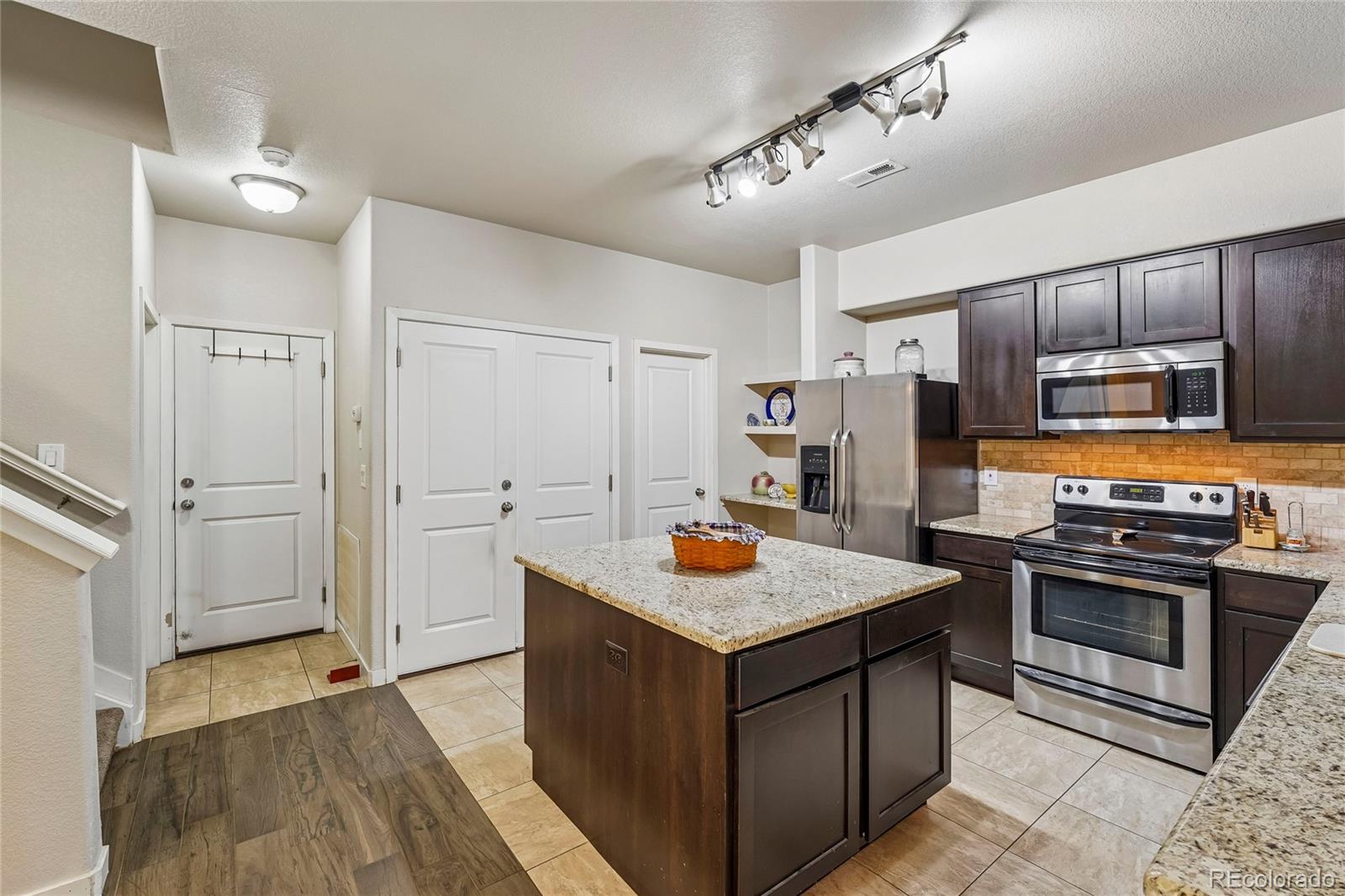 MLS Image #8 for 3611 s perth circle 102,aurora, Colorado