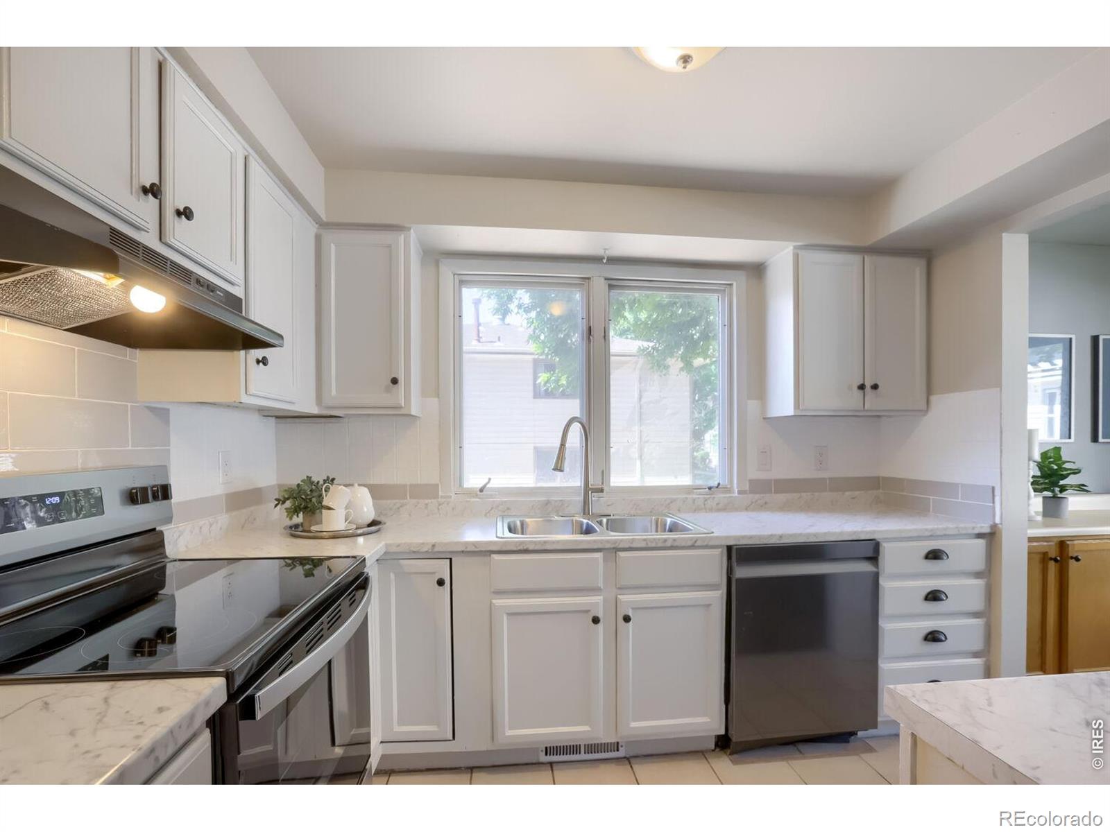 MLS Image #10 for 2123  meadow court,longmont, Colorado