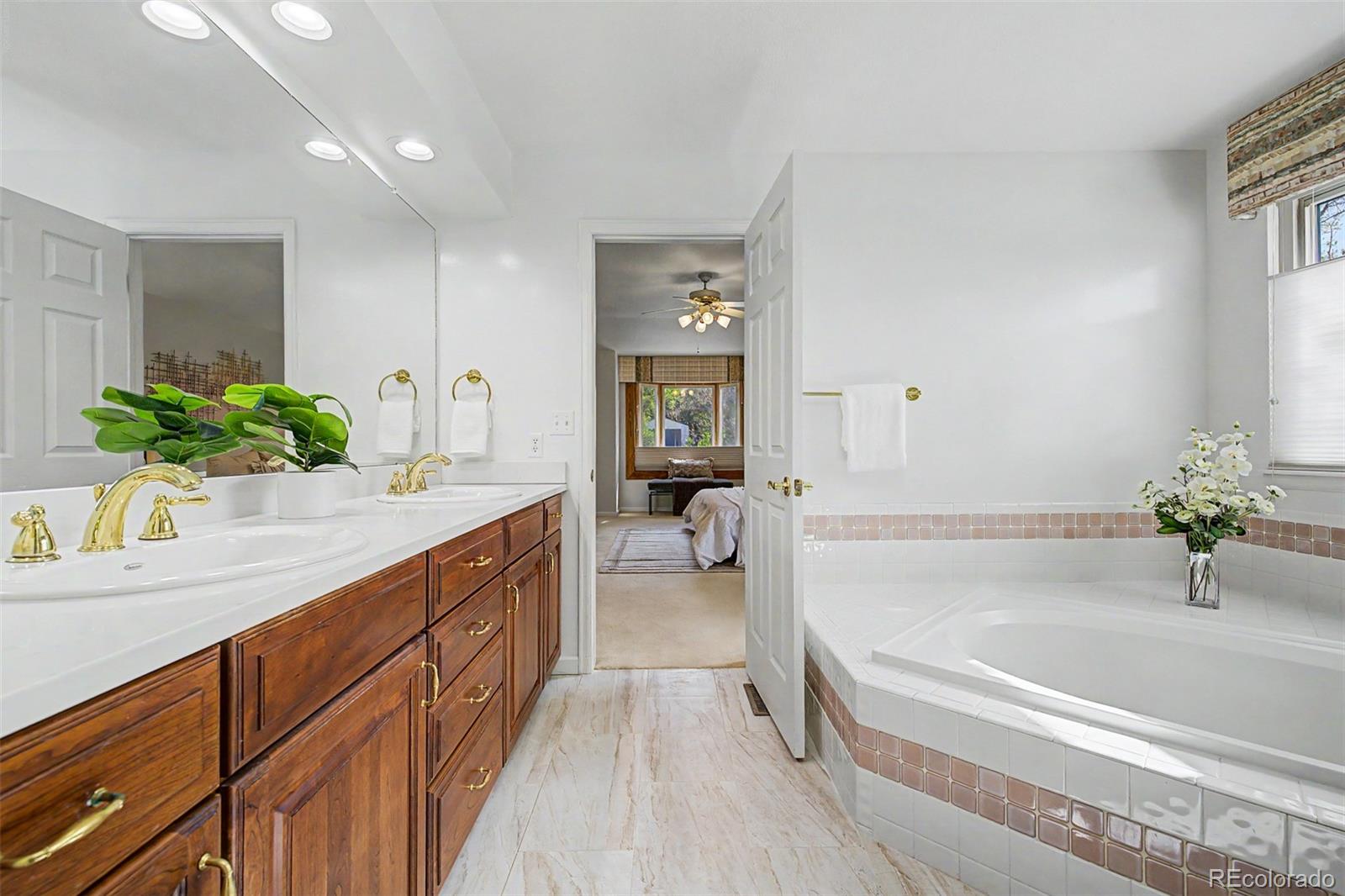 MLS Image #12 for 2464 s fenton drive,lakewood, Colorado