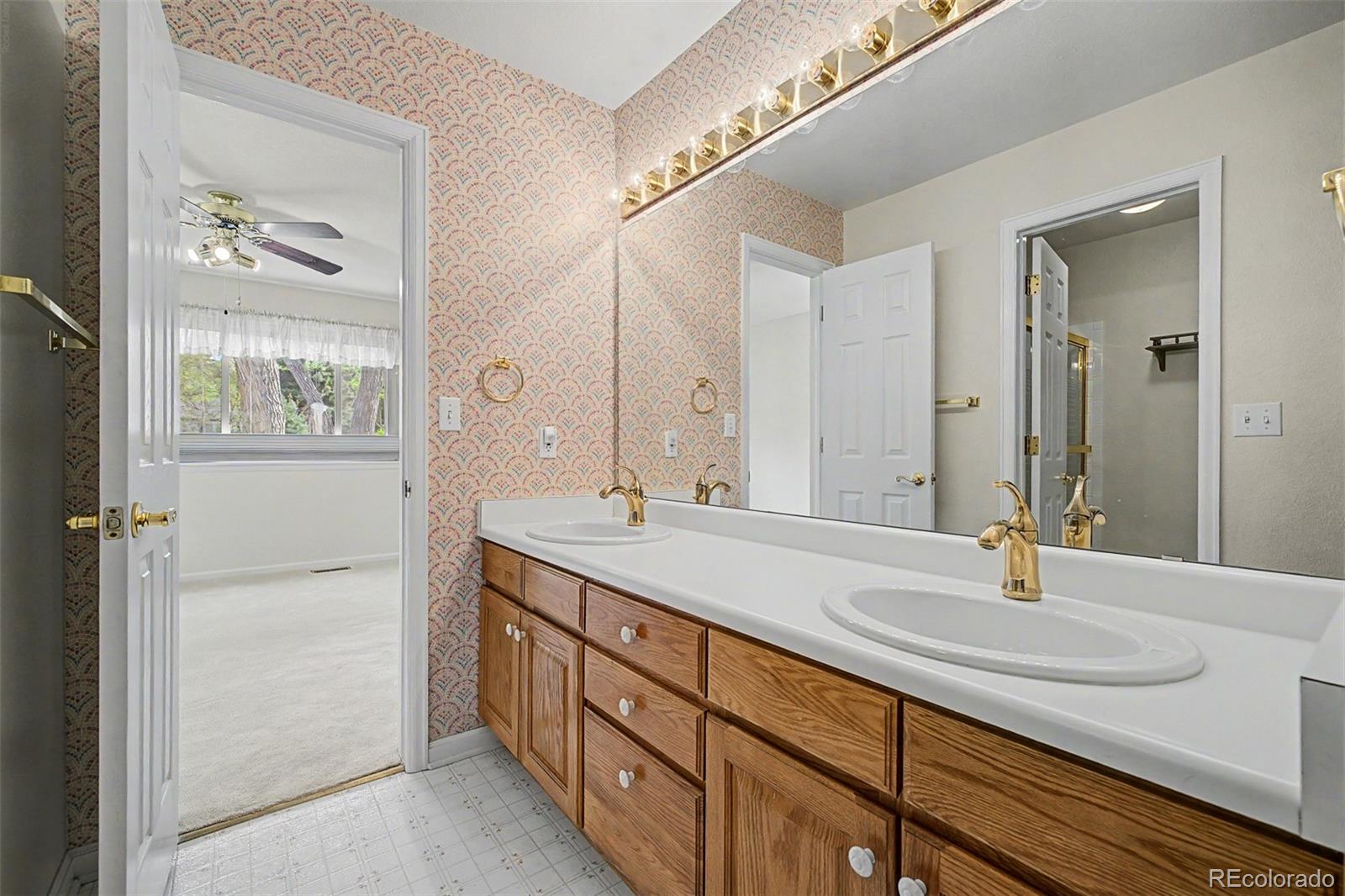 MLS Image #18 for 2464 s fenton drive,lakewood, Colorado