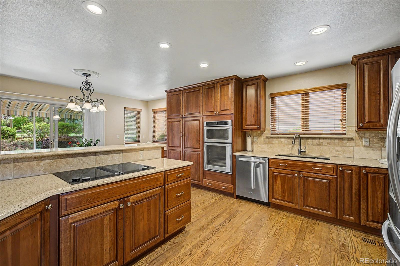 MLS Image #5 for 2464 s fenton drive,lakewood, Colorado