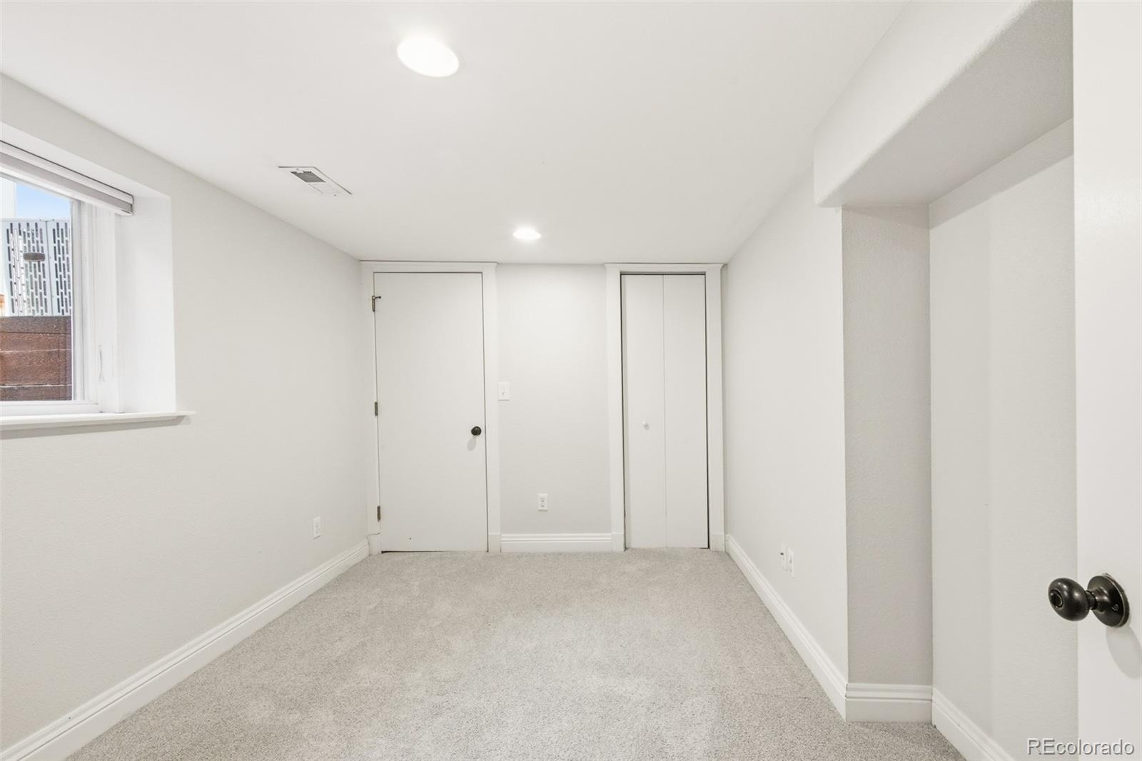 MLS Image #15 for 649 s ogden street,denver, Colorado