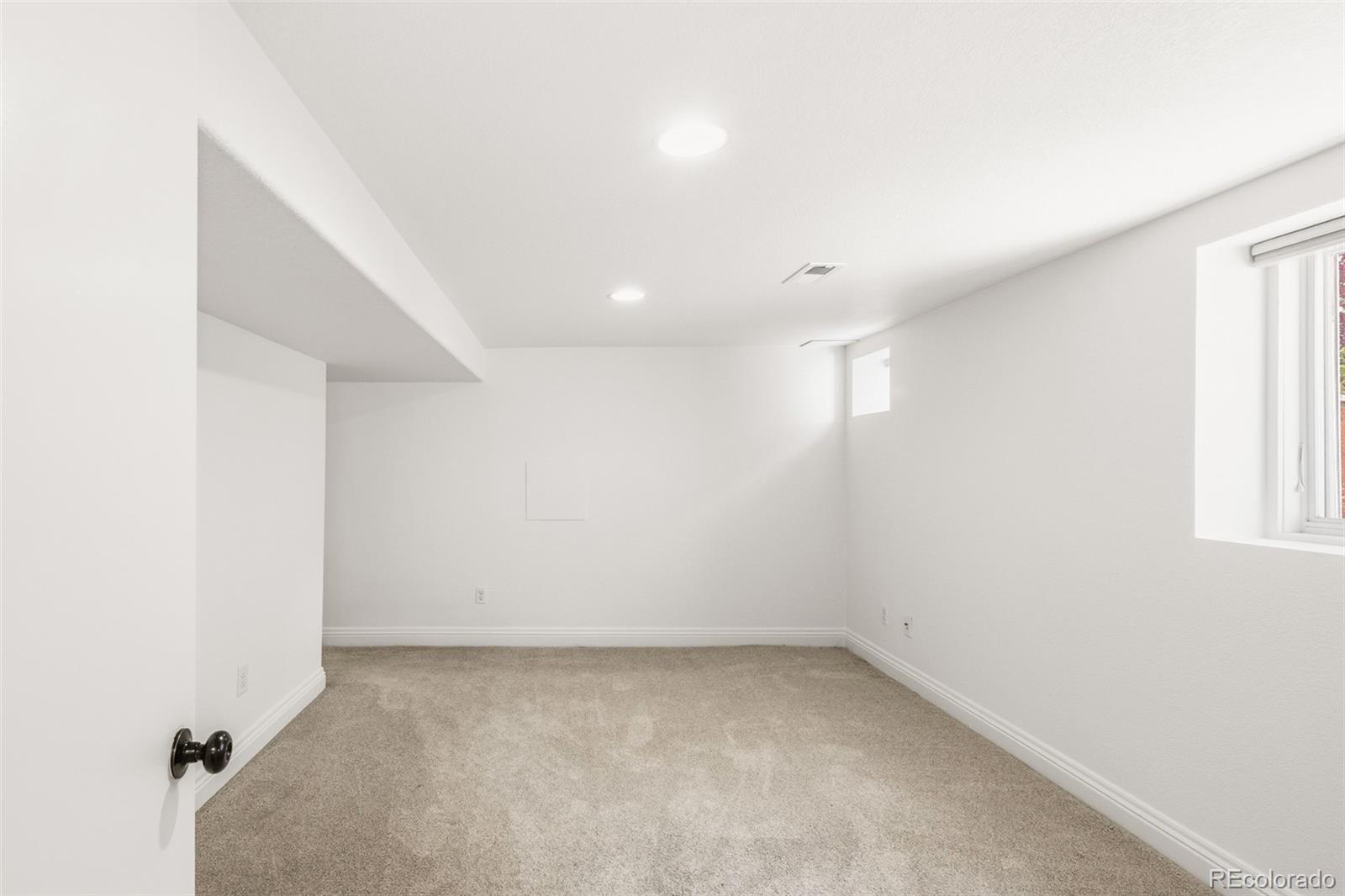 MLS Image #17 for 649 s ogden street,denver, Colorado