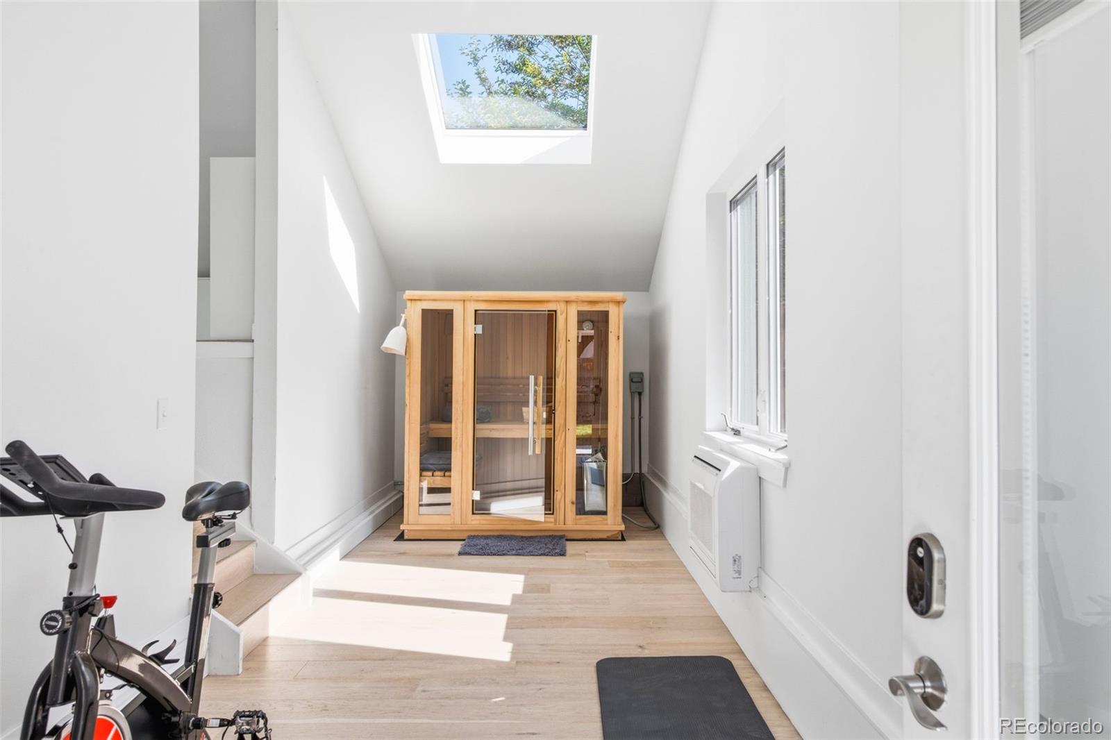 MLS Image #22 for 649 s ogden street,denver, Colorado