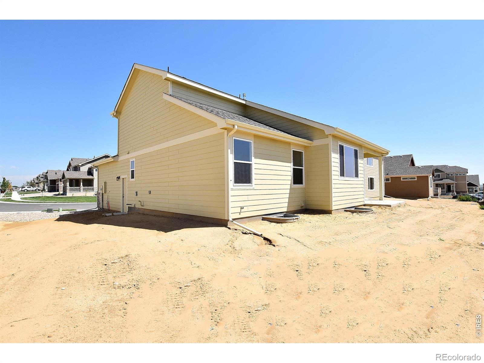 MLS Image #1 for 2379  jasmine lane,johnstown, Colorado