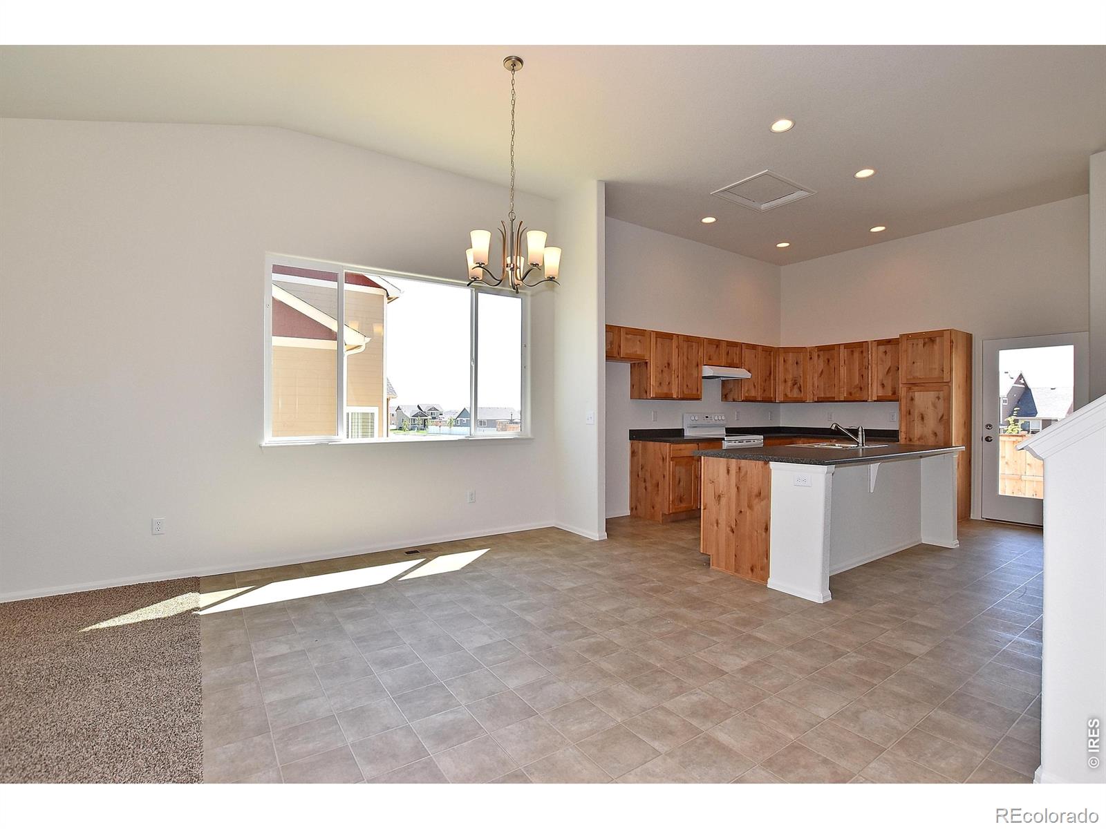MLS Image #13 for 2379  jasmine lane,johnstown, Colorado