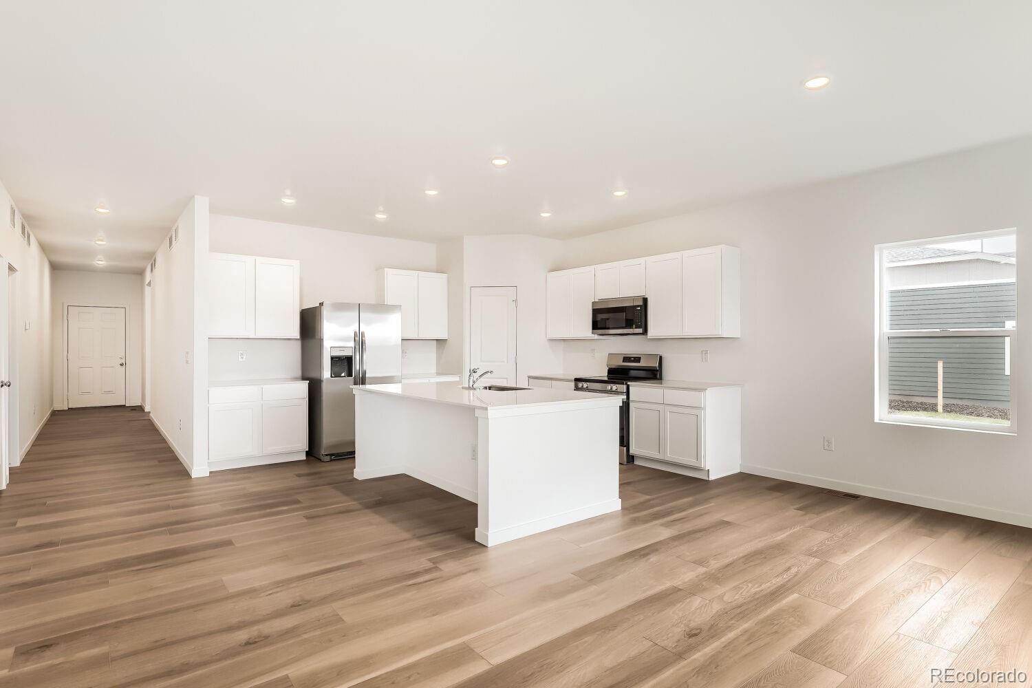 MLS Image #4 for 45891  mill avenue,bennett, Colorado