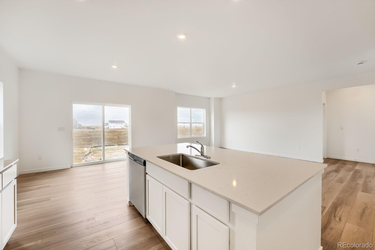 MLS Image #5 for 45891  mill avenue,bennett, Colorado