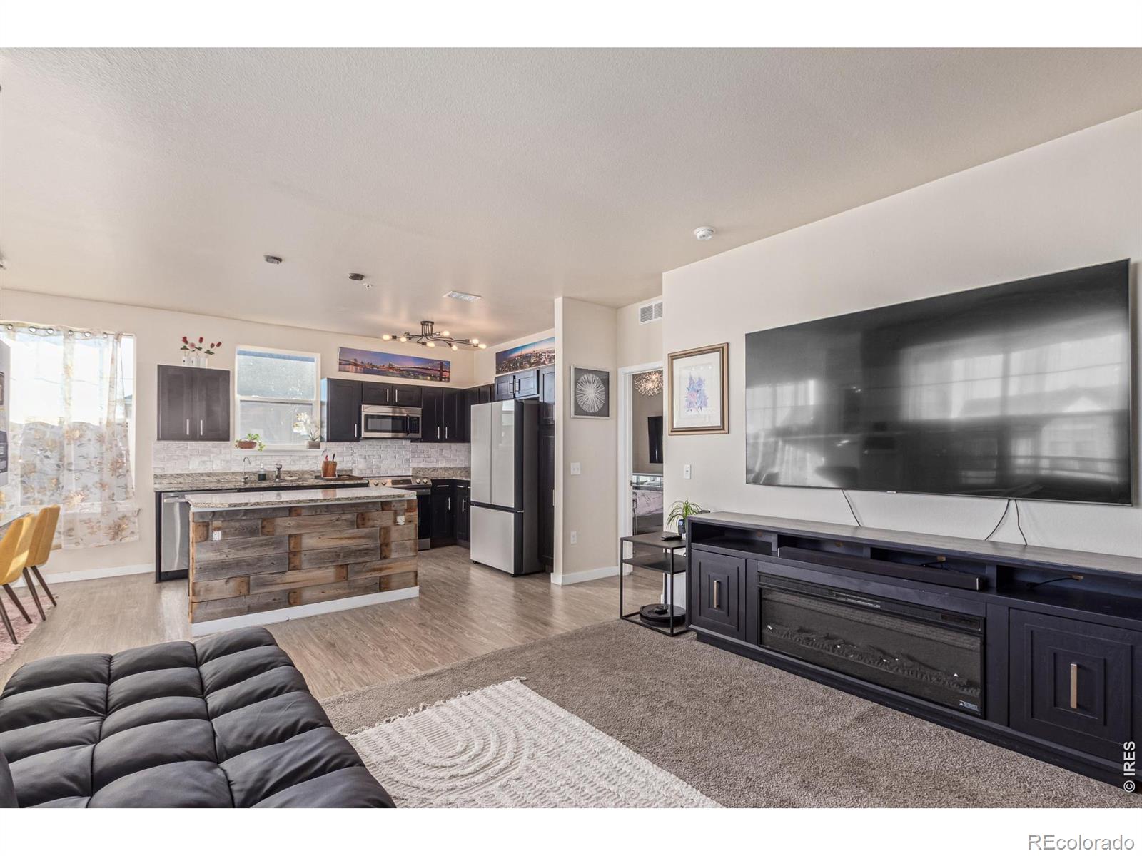 MLS Image #8 for 4100 n albion street 519,denver, Colorado