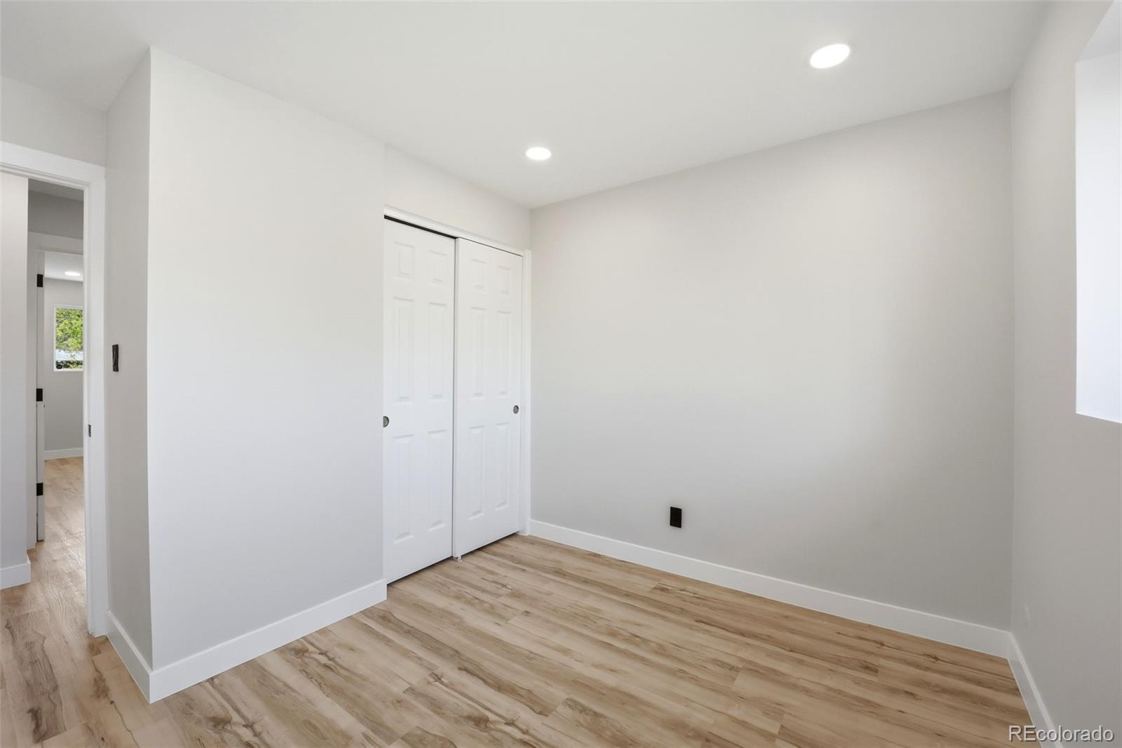 MLS Image #11 for 500 e 83rd drive,denver, Colorado