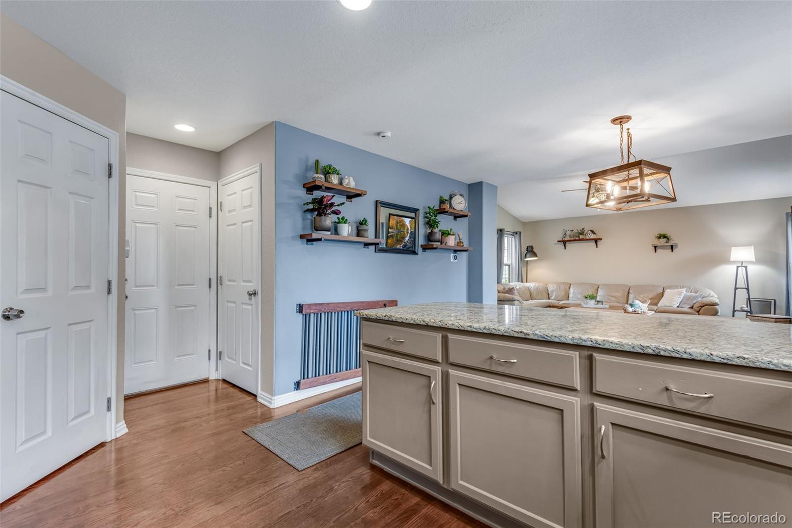 MLS Image #11 for 1179 s alton court,denver, Colorado