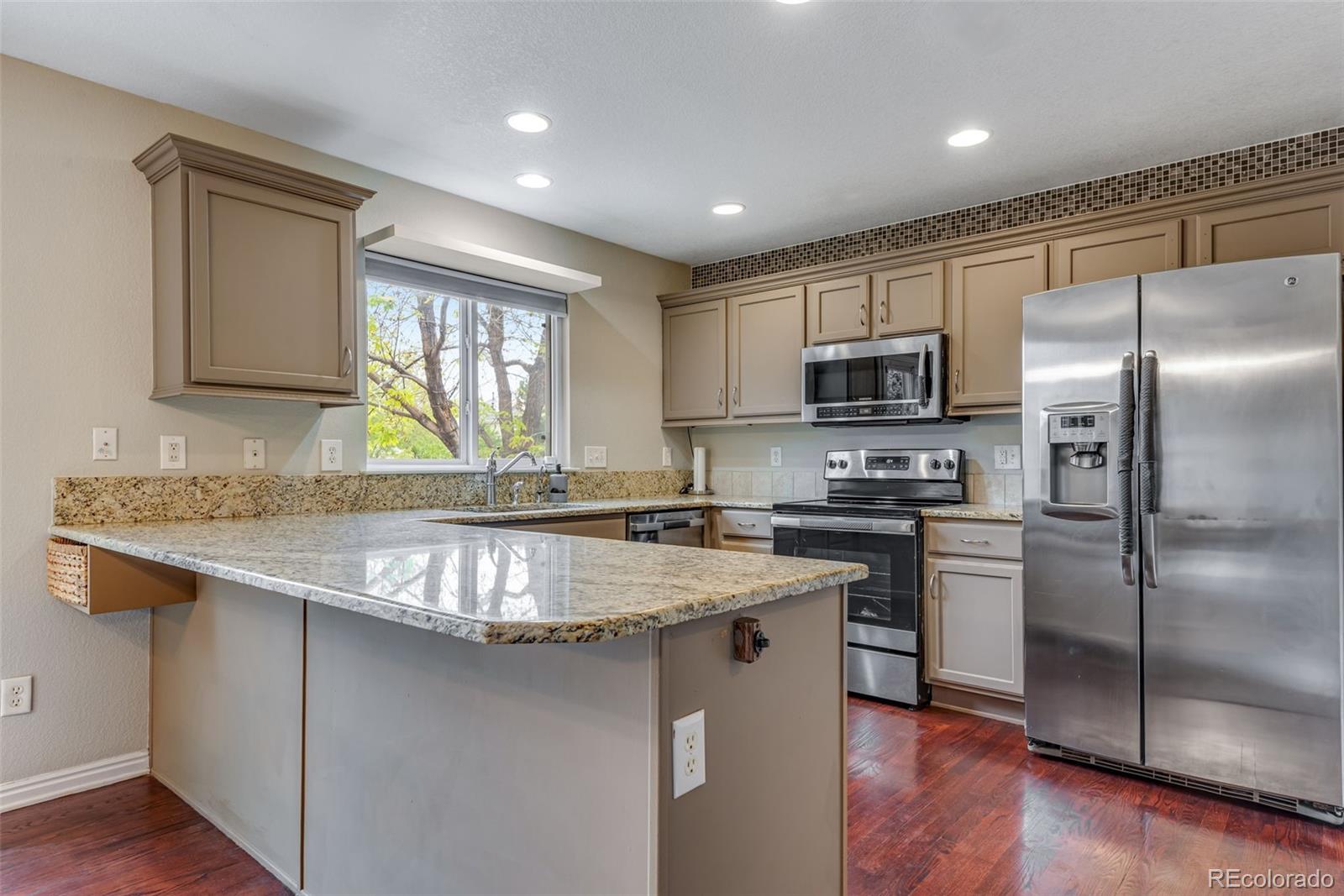 MLS Image #9 for 1179 s alton court,denver, Colorado